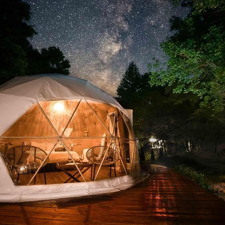 Solace Glamping 2 Sevierville Bagian luar foto