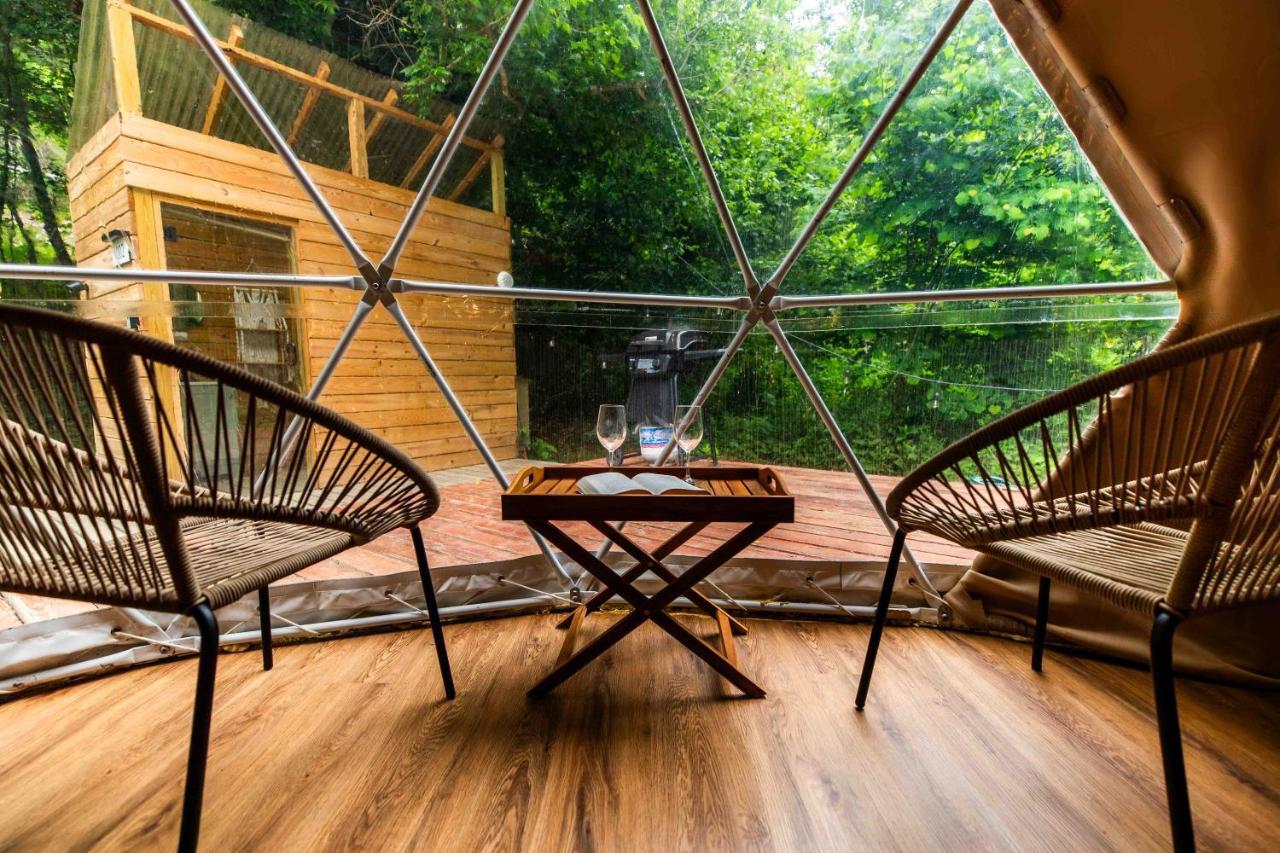 Solace Glamping 2 Sevierville Bagian luar foto