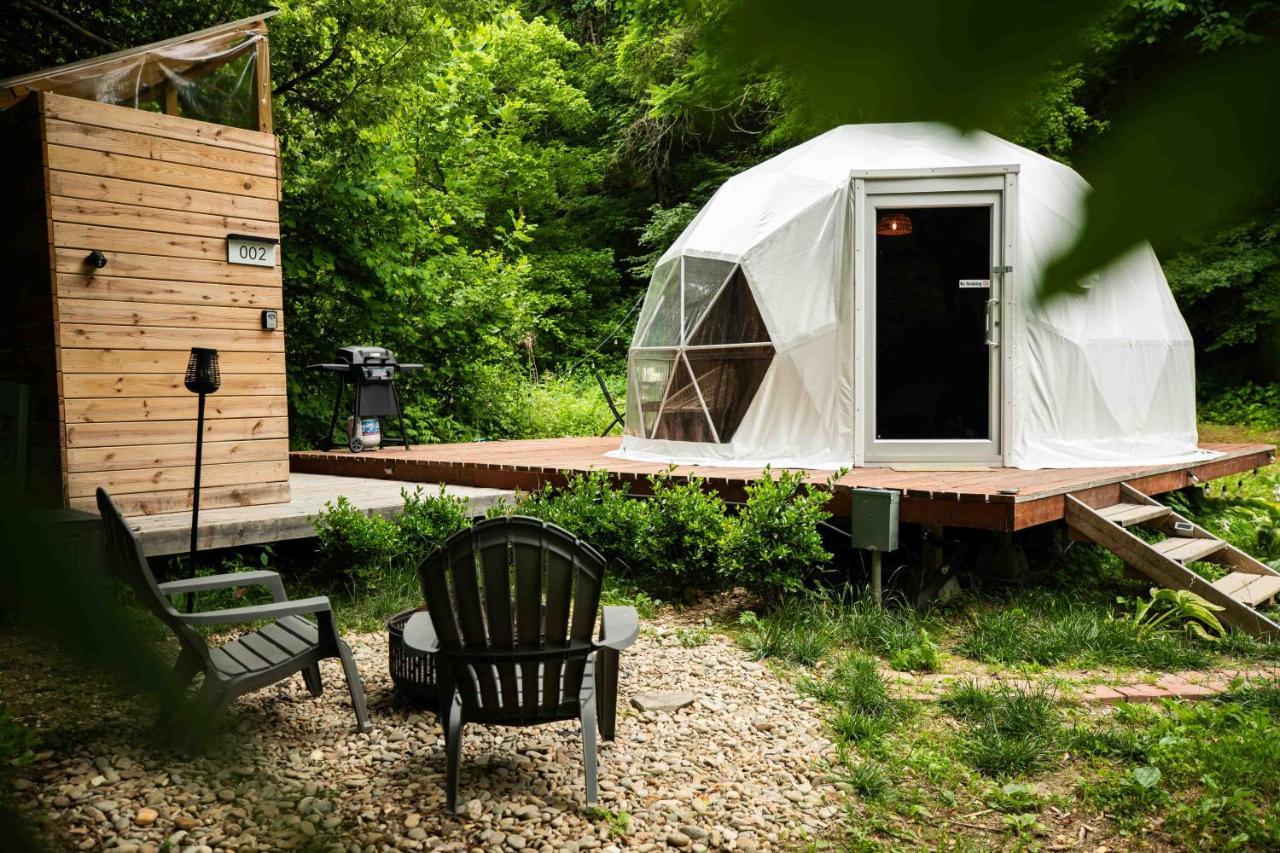 Solace Glamping 2 Sevierville Bagian luar foto